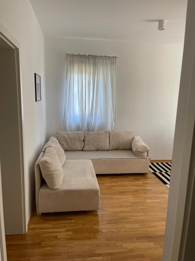 Mali Ivo Apartamento